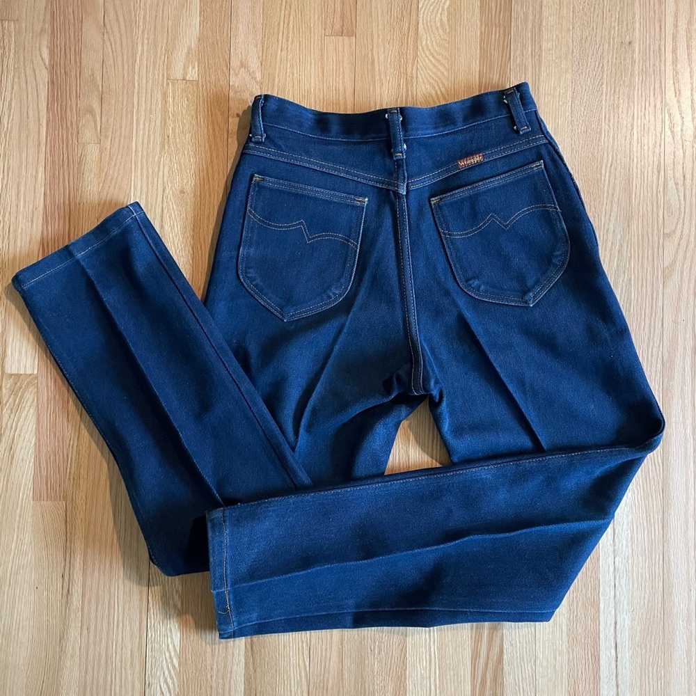 Vintage Wrangler High Rise Straight Leg 80s Medium Wash Like New Deadstock Jeans